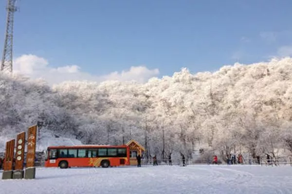 2021西嶺雪山滑雪場門票多少錢 西嶺雪山滑雪場游玩攻略